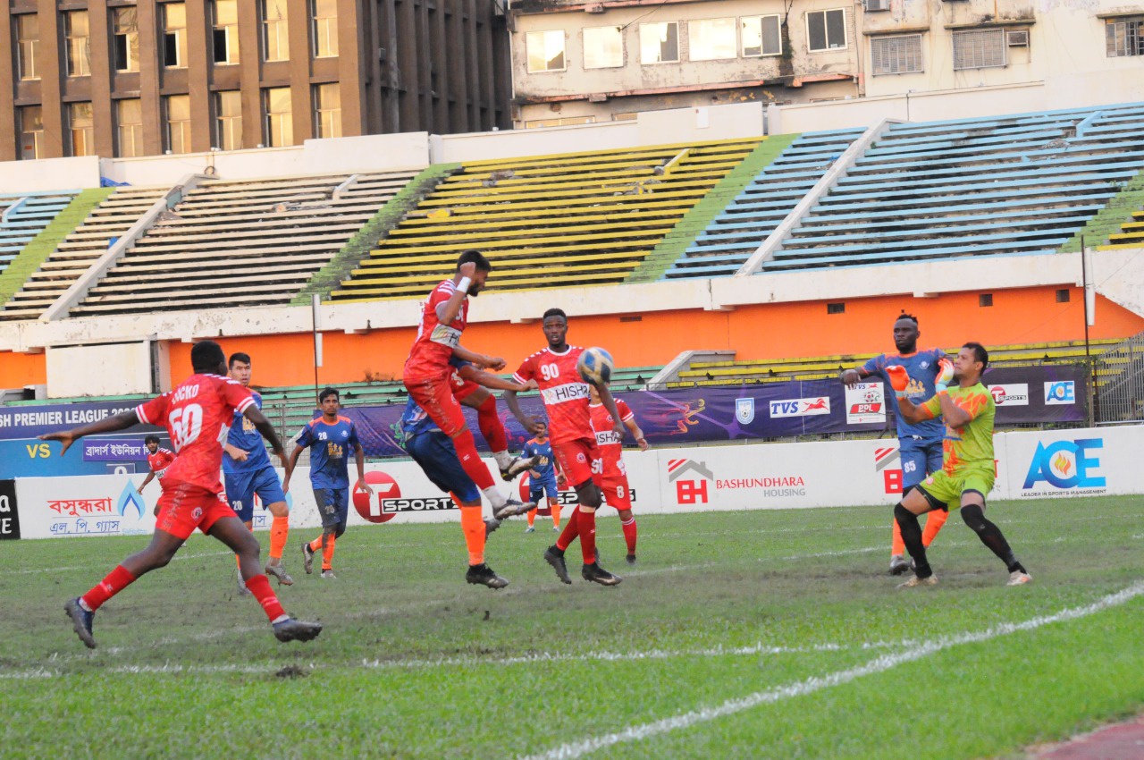 Bangladesh Muktijoddha SKC defeated Brothers Union Ltd. by 4-0 goals